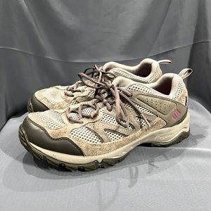 Columbia Plains Ridge Waterproof Hiking Shoe Women’s Sz 8 Gray/Purple Low
